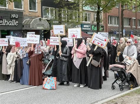 Nach Kalifat Demo In Hamburg Faeser Setzt Auf Mehr Abschiebungen Von