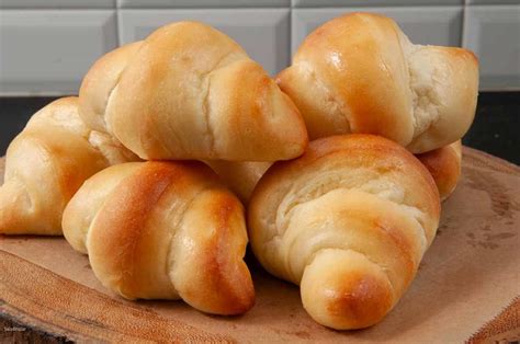 How Homemade Brown And Serve Rolls Help Me Sleep Better