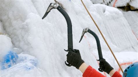 How Do I Choose An Ice Axe