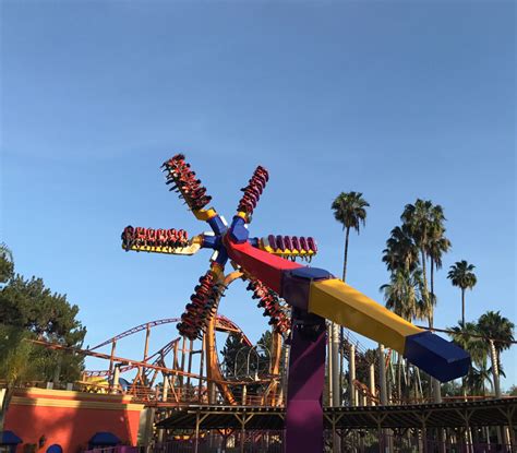 Knotts Berry Farm Sol Spin