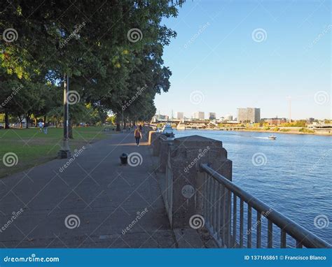 Waterfront Park in Portland, Oregon. Stock Image - Image of northwest ...