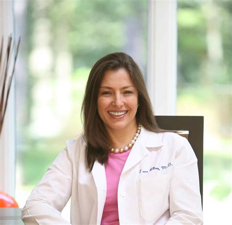 Dr. Tara Allmen - New York City, NY - Gynecologist Reviews & Ratings