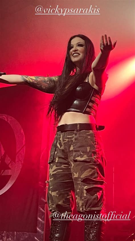 Hot Sexy Vicky Psarakis Bikini Pics