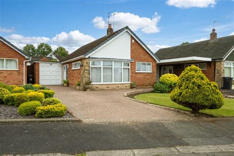 Regent Close Kingswinford Dy6 2 Bed Detached Bungalow For Sale £425 000