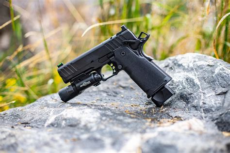 4.25" Springfield Prodigy with Surefire x300 Turbo : r/GunPorn