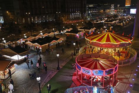 Christmas At Liverpool S City Halls St George S Hall Town Hall