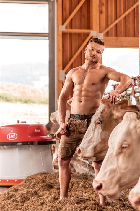 Jungbauernkalender Models Aus Chiemgau Und Berchtesgadener Land Dabei