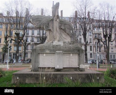 Statue Questre De Jeanne D Arc Par Jean Chorel Stock Photo Alamy