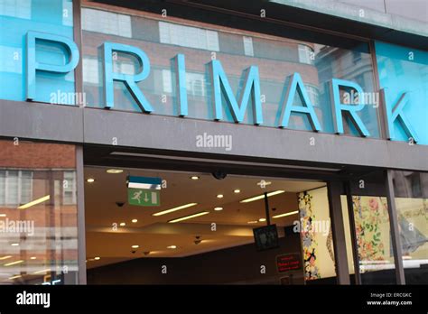Primark shop on Oxford Street London UK Stock Photo - Alamy