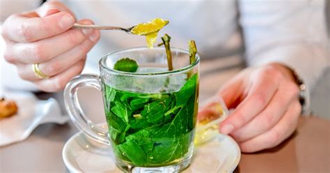 Home Remedies for Dry Cough: 13 Remedies and When to See a Doctor