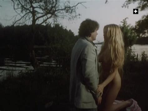 Nude Video Celebs Eva Vejmelkova Nude Penelopy 1988