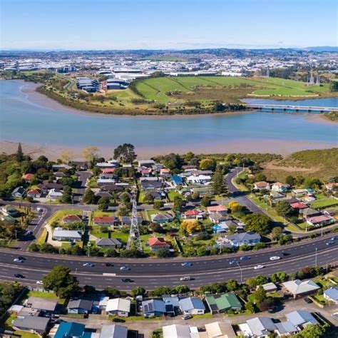 Commercial Cleaning In South Auckland Crewcare