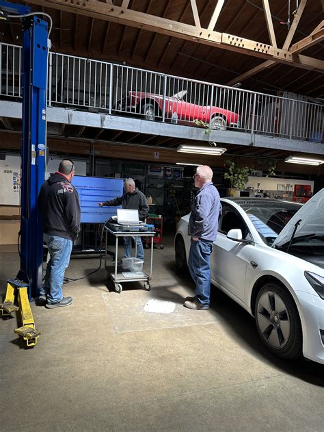 EV Training By Earthling Automotive EV Service Pros