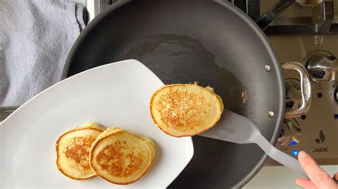 Fluffy Lemon Ricotta Pancakes Recipe