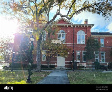 Historic Downtown Lawrenceville Georgia Hi Res Stock Photography And