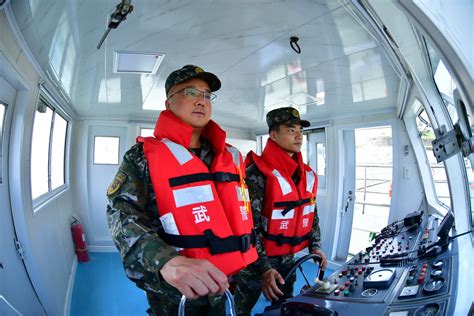 追光播火铸忠诚——记武警湖北总队宜昌支队三峡船艇大队一级警士长杨胜奎 中国科技网