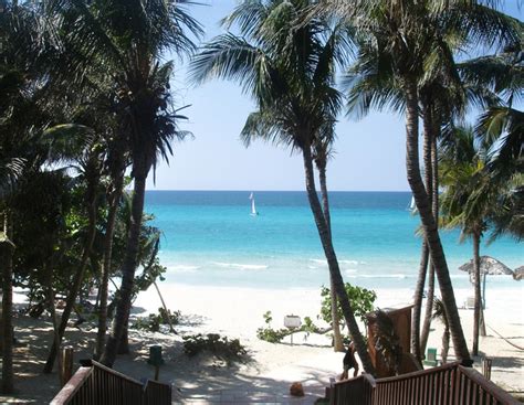 Cuban Beaches - Playas Cubanas - Cuba Vintage Vacation