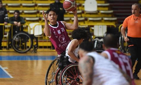 Basket In Carrozzina Al Via La Volata Per La Post Season