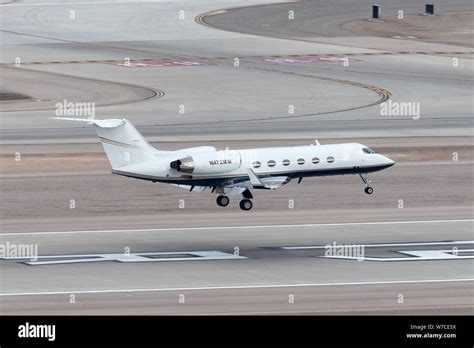 Gulfstream G Iv Luxury Business Jet N472mm At Mccarran International Airport Las Vegas Stock