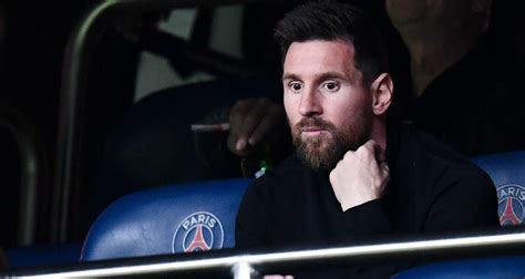 Psg Fc Barcelone Mercato Le Biographe De Messi Se Mouille Pour Son