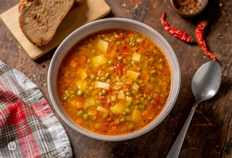 Супа с грах и картофи от MateKitchen