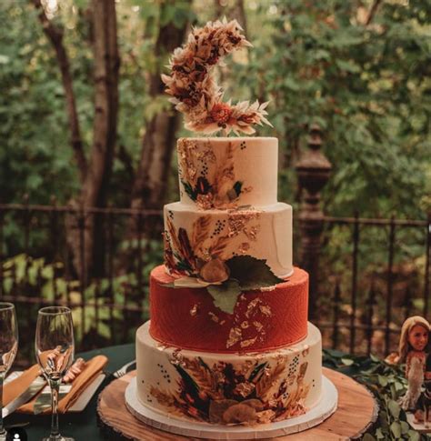 32 Rustic Fall Wedding Cakes to Wow Your Guests - Let's Eat Cake