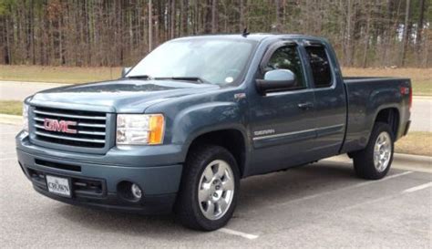 Purchase Used 2011 GMC Sierra 1500 SLE Z71 4x4 In Fayetteville North