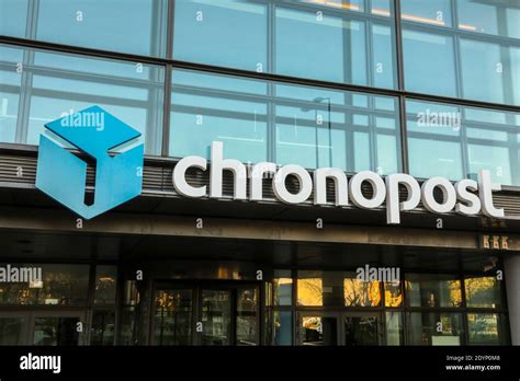 CHRONOPOST HEADQUARTERS PARIS Stock Photo - Alamy 