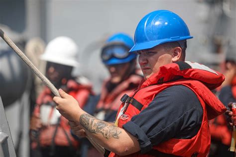 DVIDS Images USS Dewey DDG 105 Conducts Rigid Hull Inflatable