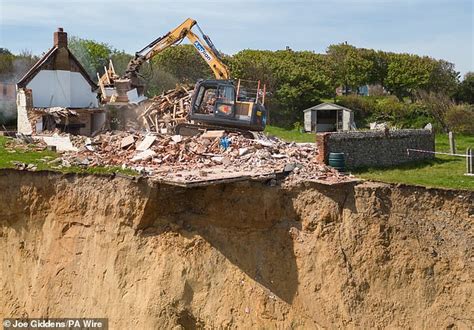 Clifftop Farmhouse Is Demolished In Just Three Hours After Owner Of