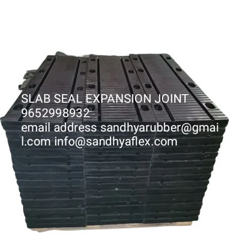 Aluminum Slab Seal Expansion Joint Size 3 Inch At 7500 Meter In