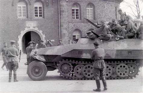 Sd Kfz 251 21 Ausf D mittlerer Schützenpanzerwagen mit 2 Flickr