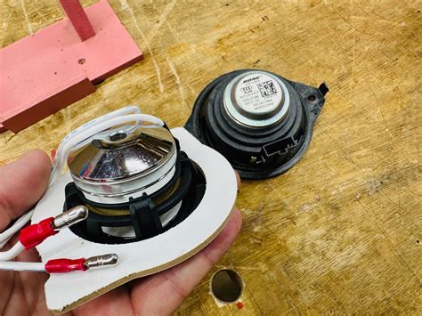 AUDI純正BOSEサウンドのスピーカー交換音質改善の方法のご紹介 その アウディA 純正ボーズ センタースピーカー交換編 HOT WIRED ホットワイヤード オフィシャル
