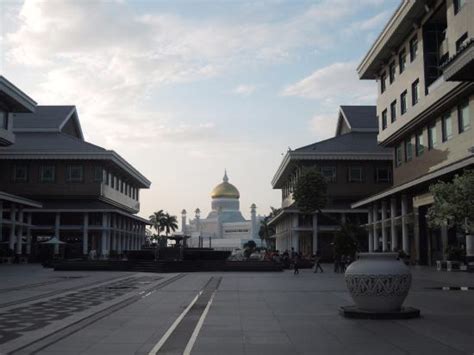 Yayasan Sultan Haji Hassanal Bolkiah Complex Bandar Seri Begawan