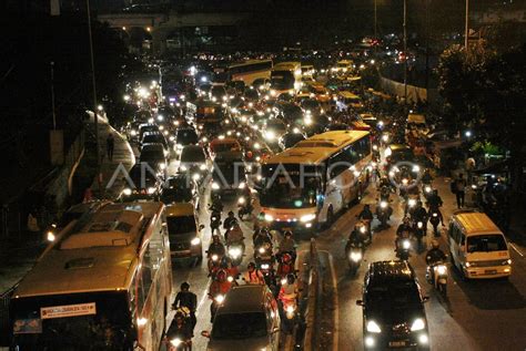 KEMACETAN IBUKOTA PASCA LEBARAN ANTARA Foto