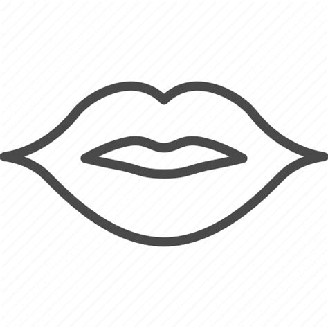 Black Outline Lipstick | Lipstutorial.org