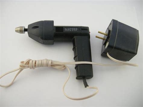 Мини электродрель для сверления печатных плат. — ЗАЗ 1102, 1,1 л, 1993 ...