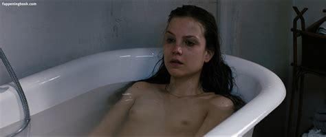 Sylvia Hoeks Nude The Fappening Photo 515440 FappeningBook