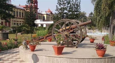 Patna Museum - Discover India