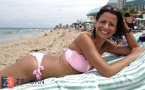 Bathing Suit Bathing Suit Hooter Sling Plumper Mature Clothed Teenager Large Jugs Zb Porn