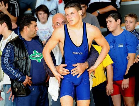 Gay Cultes La Lutte Quel Sport