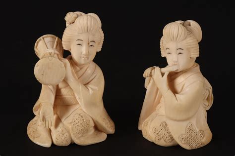 At Auction Pair Of Japanese Carved Ivory Figures