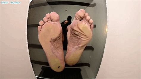 Moody Milf Friend Domi BAREFOOT Crush MOV Amateur Soles Giantess And Footjobs Clips4sale