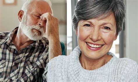 Dementia symptoms: Alzheimer's disease signs include personality ...