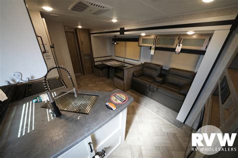 New Puma Rbfq Travel Trailer By Palomino At Rvnation Us