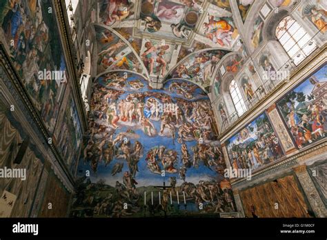 Le Plafond De La Chapelle Sixtine Peinte Par Michel Ange Le Jugement