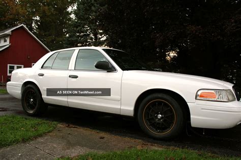 2003 Ford Crown Victoria Police Interceptor Sedan 4 Door 4 6l Turbo