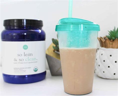 3 Lean + Clean Protein Shakes for Postpartum Weight Loss | Joyful Messes