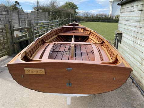 Paul Gartside Skylark Clinker Planked Lug Sailing Dinghy For Sale