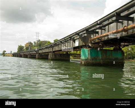 Panama.Railway bridge in The Panama Canal Stock Photo - Alamy